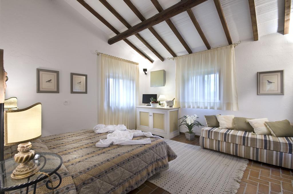 Fattoria Di Vibio Hotel Monte Castello di Vibio Room photo